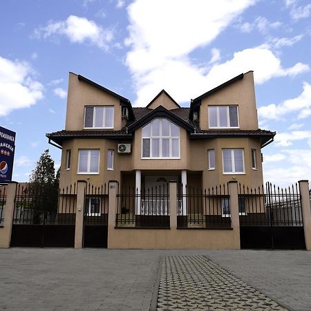Pensiunea Sangria Arad Exterior photo